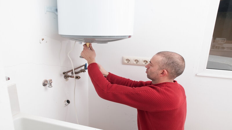 Why You Should Contact a Good Technician For Your Hot Water Heaters