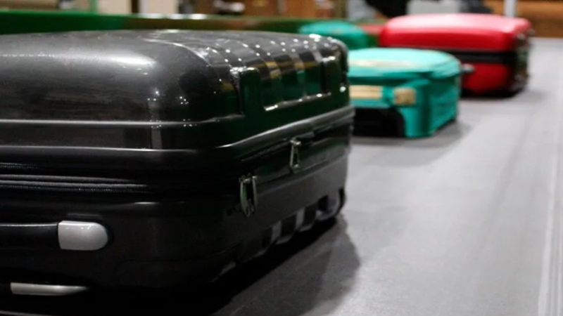 Advantages of Using an Airport Baggage Conveyor Belt