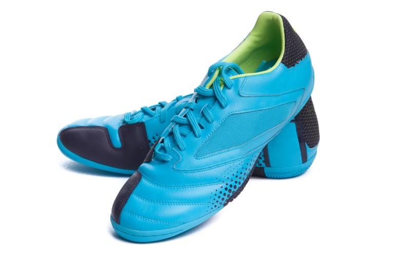 The Advantages Gained by Wearing Special Shoes for Weightlifting