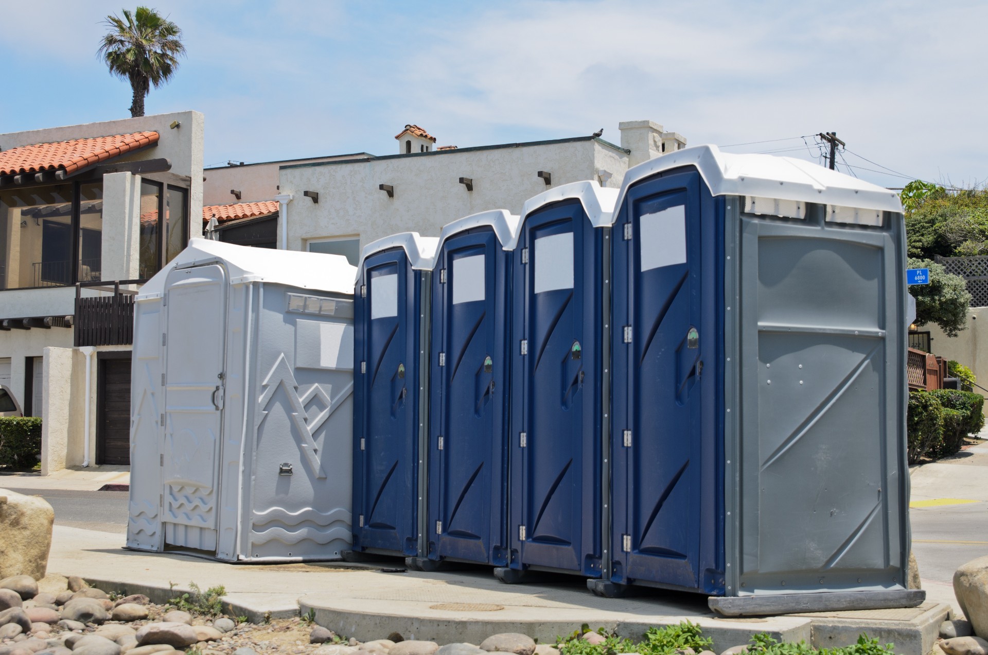 How To Choose Portable Restroom Trailers In Savannah GA For Special Events