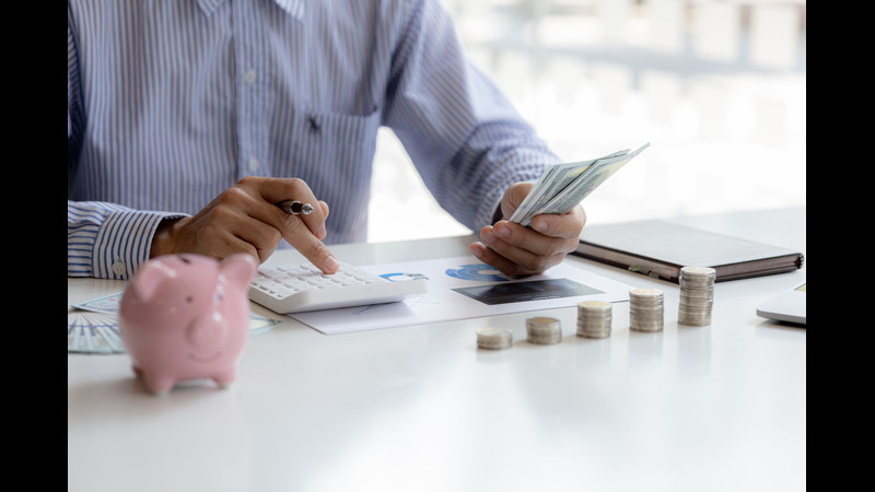 How a Certified Financial Planner in Costa Mesa, CA, Helps You Prepare for Retirement