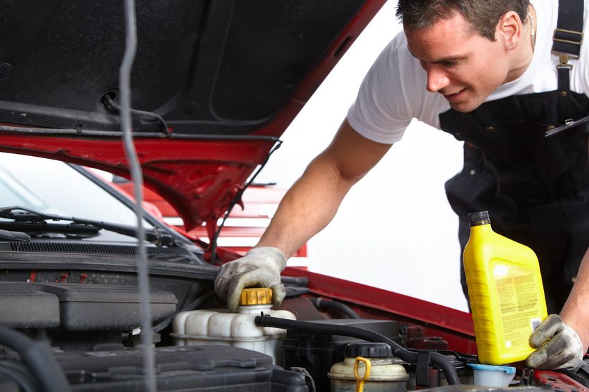 Let Professionals Handle Your Oil Change in Saint Andrews, SC