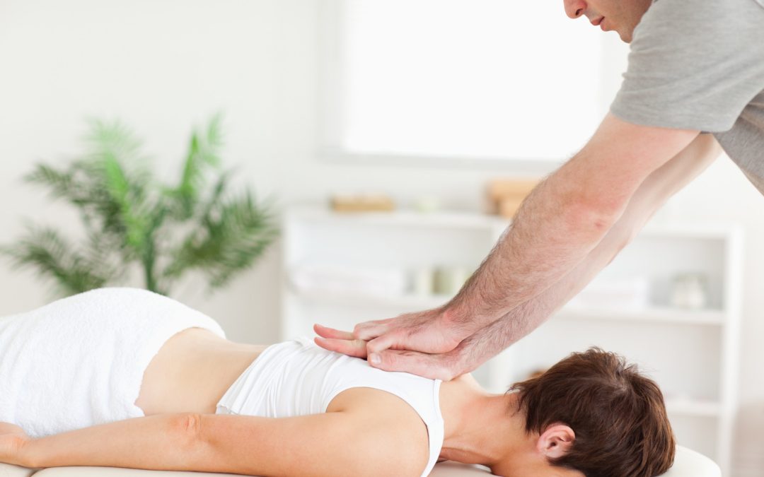 How a Jacksonville, FL Chiropractor Addresses Chronic Pain After Injuries