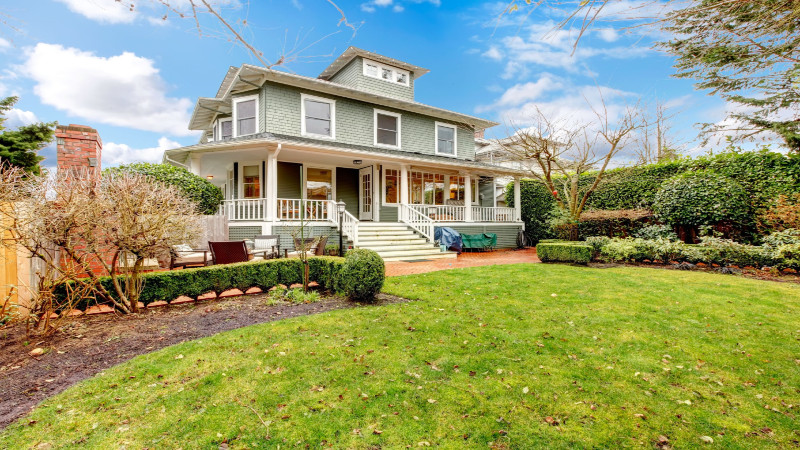 3 Benefits of Hiring a Commercial Landscape Designer in Lake Mary, FL