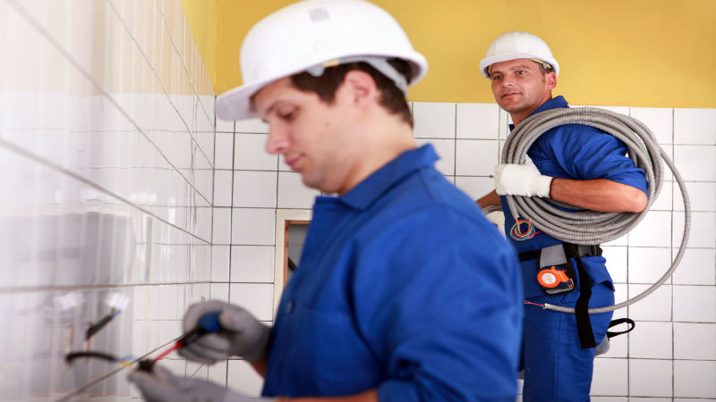 Don’t Hire an Unlicensed Contractor for Residential Plumbing in Tampa FL