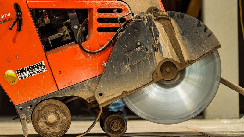 How to Choose the Best Concrete Contractor Near Plymouth