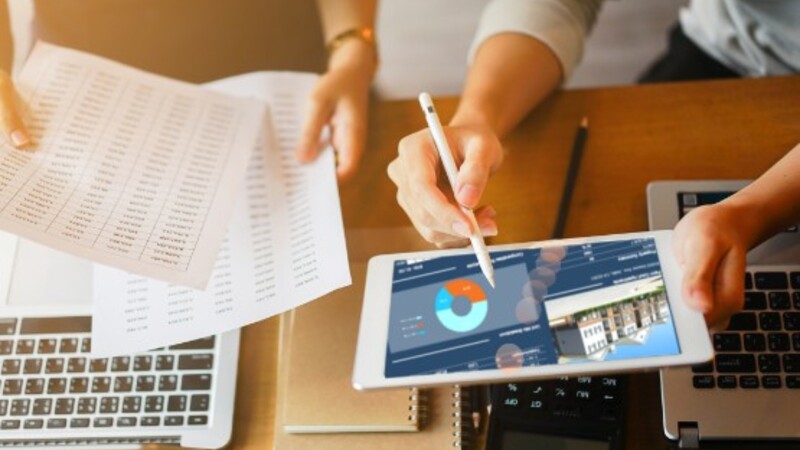 Essential Strategies for Commercial Real Estate Marketing Success