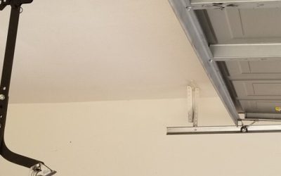 The Pros and Cons of Insulated Garage Doors