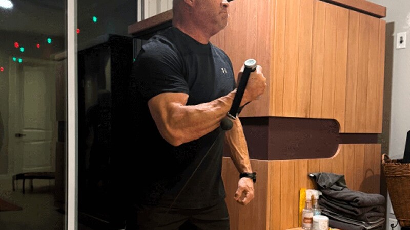 The Role of Testosterone in Aging: Understanding TRT for Men’s Health